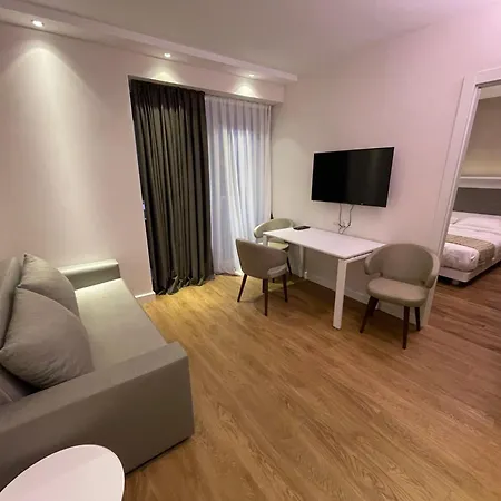 Del Mare Aparthotel Батуми Экстерьер фото