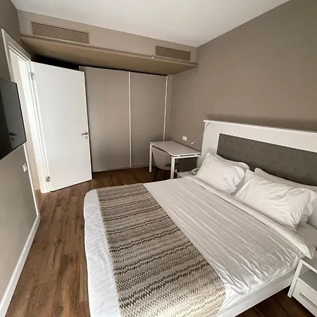 Del Mare Aparthotel Батуми Экстерьер фото