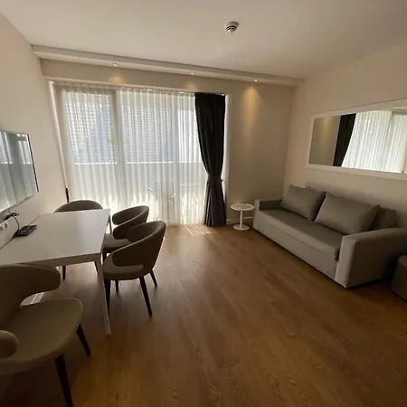 Del Mare Aparthotel Батуми Экстерьер фото